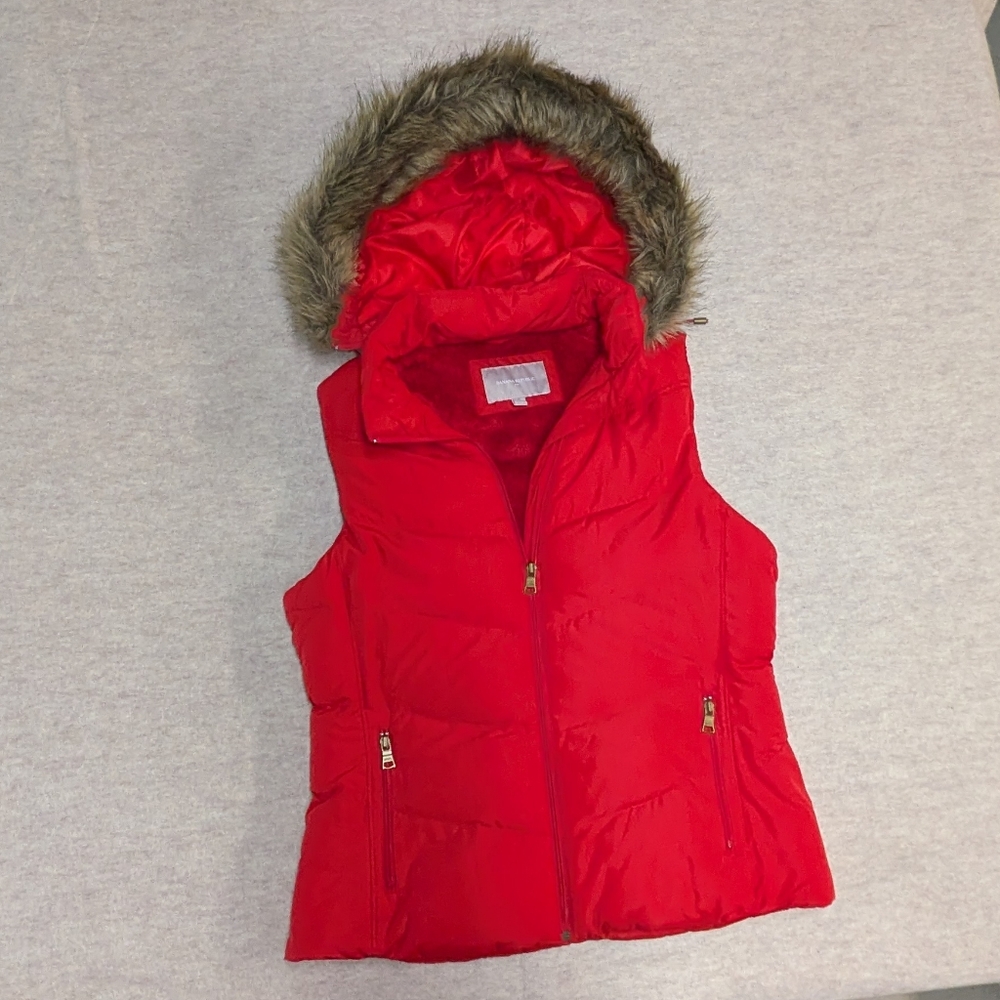 Banana Republic Red Vest Faux Fur Trim And Interior Removable Hood Pockets Sz L